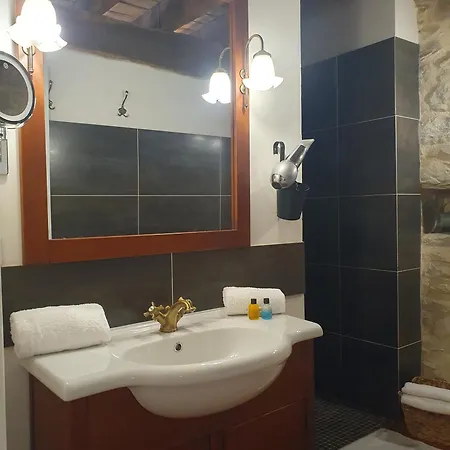 La Grange Bed & Breakfast *